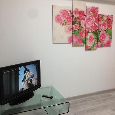 Квартира Юбилейный Almaty Ngoại thất bức ảnh