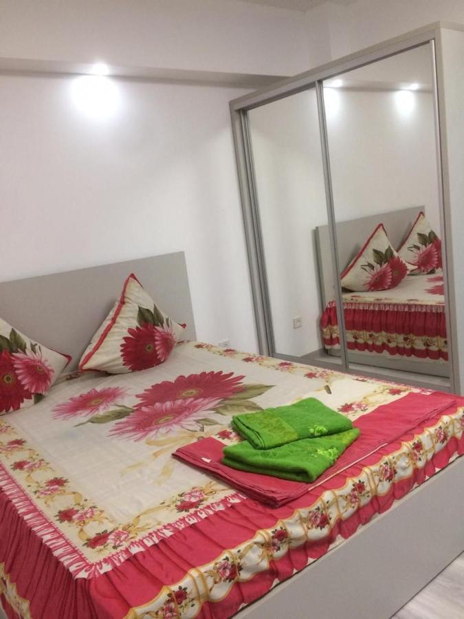 Квартира Юбилейный Almaty Ngoại thất bức ảnh